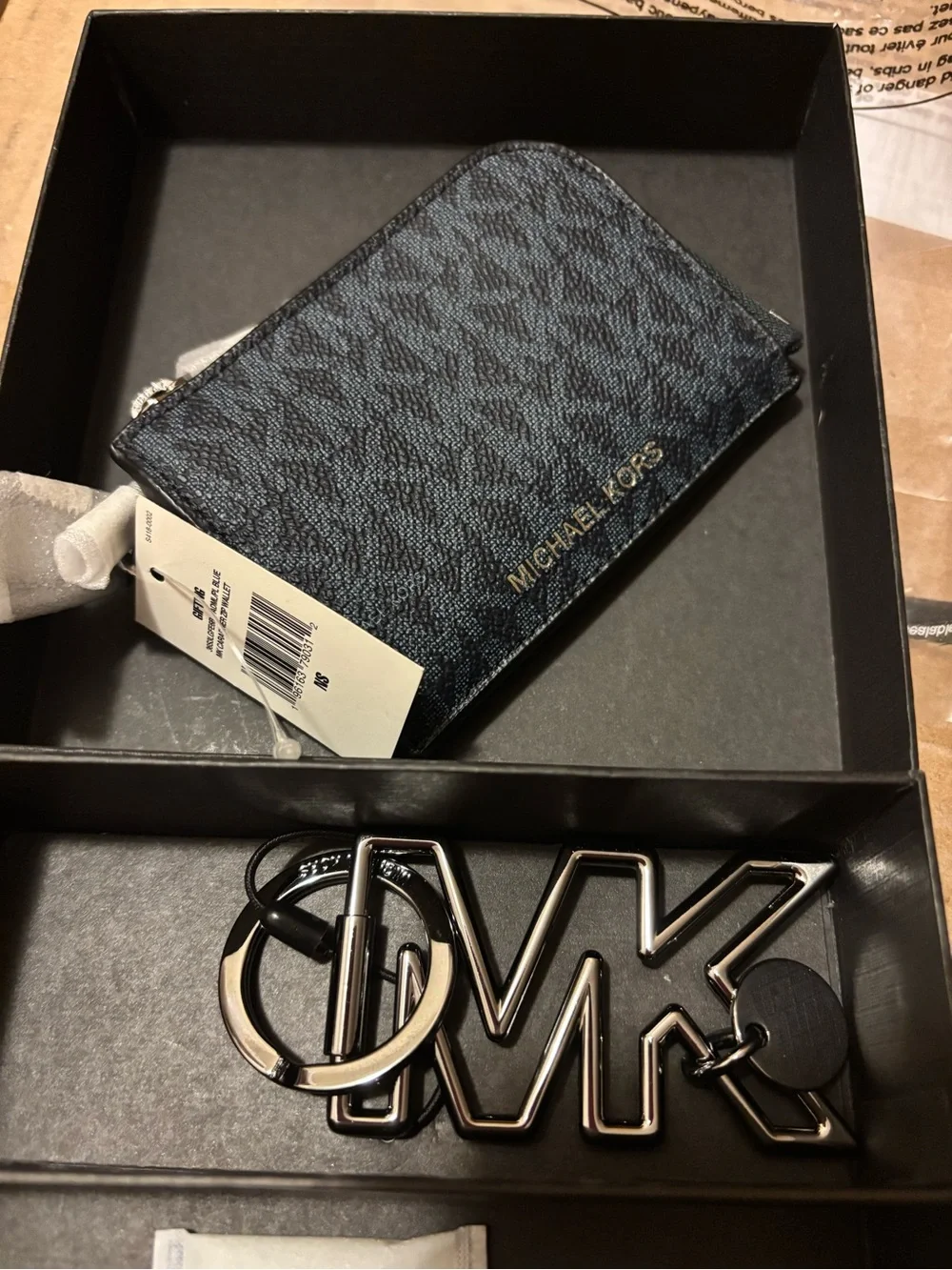 Michael Kors MK Logo Key Ring with zip wallet gift box